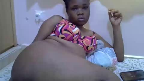 miss_velour online show from April 14, 2026, 4:29 am