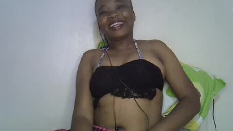 Snapshot of miss_velour chatting on July 19, 2026, 12:03 am miss_velour online show from July 19, 2026, 12:03 am