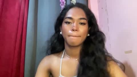 miss_veron_xoxo online show from March 26, 2026, 1:01 am