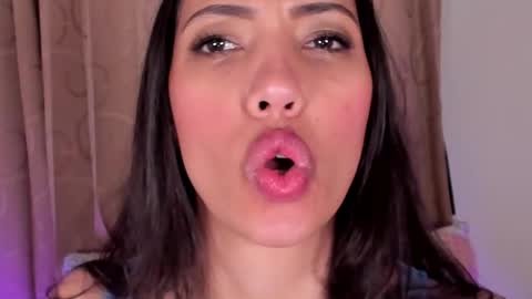 Miss Veronica online show from February 5, 2026, 2:00 pm