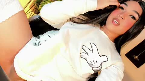 miss_zz online show from March 2, 2026, 6:59 pm