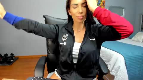 Snapshot of missale chatting on January 18, 2025, 8:30 pm Alesyamuscledoll online show from January 18, 2025, 8:30 pm