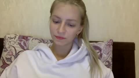 Alli not bb not babe not baby online show from December 12, 2024, 12:44 pm
