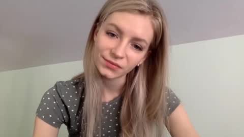 Alli not bb not babe not baby online show from January 12, 2025, 4:40 pm