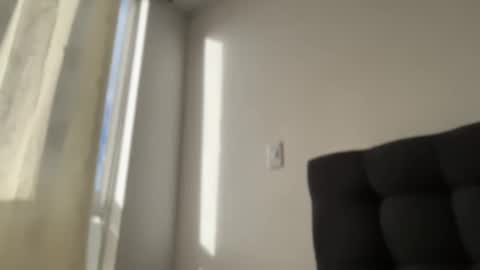 Ameliahs online show from November 21, 2025, 12:15 pm