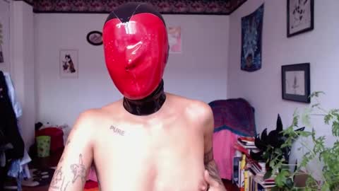 Anarkitten  online show from February 5, 2025, 9:50 pm