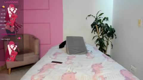 Snapshot of missangeldust chatting on January 22, 2025, 12:06 pm missangeldust online show from January 22, 2025, 12:06 pm