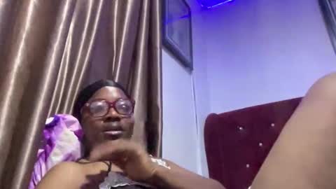 Missbelle online show from February 12, 2026, 10:05 pm