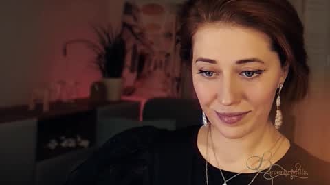 The divine Beverly online show from January 18, 2026, 7:39 pm