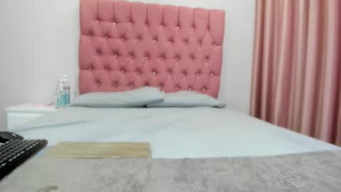 Snapshot of missbubu chatting on October 30, 2025, 10:10 pm Elise online show from October 30, 2025, 10:10 pm