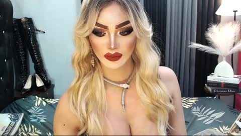 PRIESTESS CHANNEL online show from February 17, 2025, 4:09 am