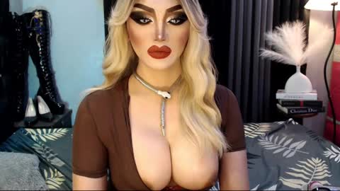 PRIESTESS CHANNEL online show from March 10, 2025, 6:34 pm