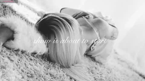 Chloe freelance model Please your thumbs up are important  online show from February 26, 2026, 11:48 pm