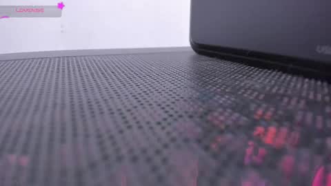 Vane online show from March 1, 2026, 11:07 pm