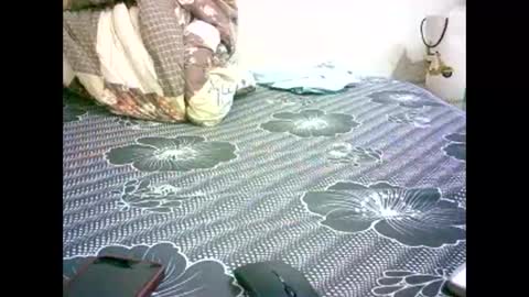 VAL online show from November 4, 2025, 11:31 am