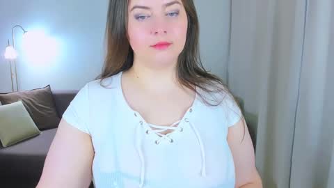Lexi online show from February 6, 2025, 7:02 am