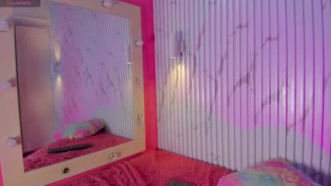 DIONNE online show from October 14, 2025, 11:55 am