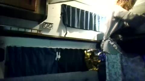 MissEeva online show from April 20, 2026, 6:16 am