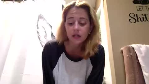 MissEeva online show from June 5, 2026, 2:12 pm