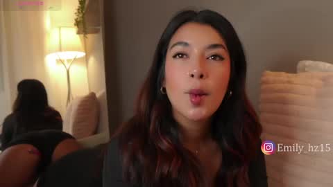 Snapshot of missemily_11 chatting on May 14, 2026, 11:06 am Yuliana online show from May 14, 2026, 11:06 am