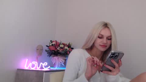 EMMA online show from December 2, 2024, 9:17 pm