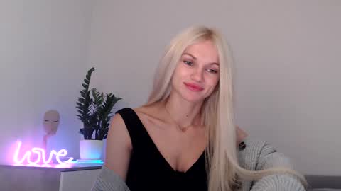 EMMA online show from December 11, 2024, 1:37 am