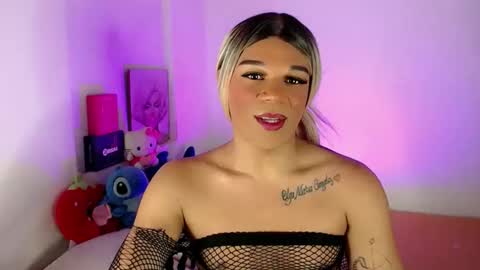 Fer online show from May 15, 2026, 10:50 pm