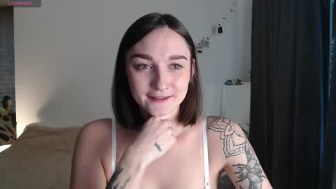 missfiti online show from December 4, 2025, 11:41 am