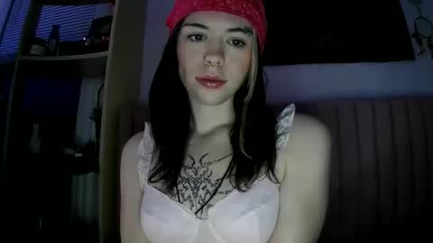 missgoddesstrinity online show from January 13, 2025, 11:19 am
