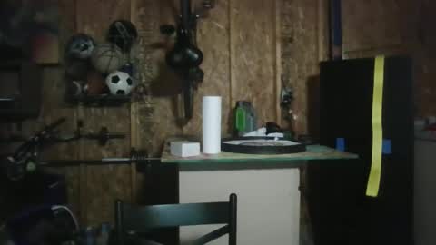 misshoneybadger333 online show from September 22, 2025, 3:08 am