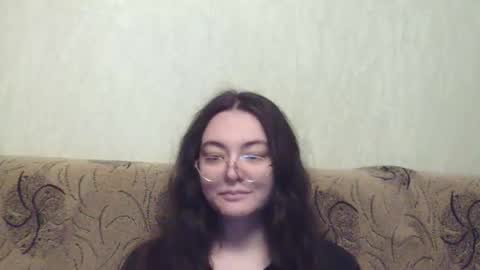 missis mona online show from February 9, 2026, 6:56 pm