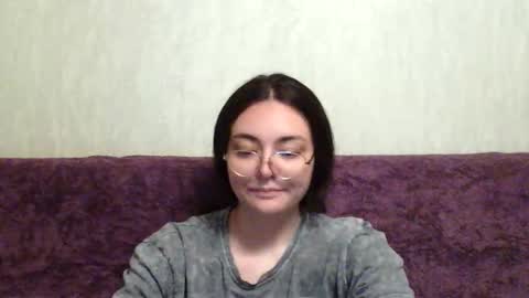 missis mona online show from June 5, 2026, 7:52 pm