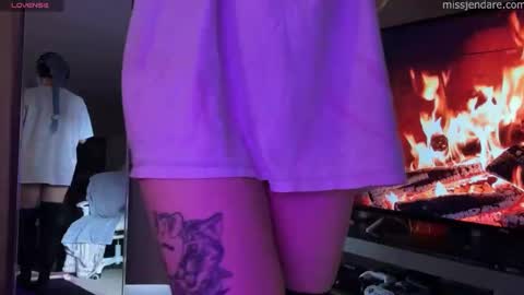 Snapshot of missjendare chatting on February 5, 2025, 11:50 pm Miss Jen Dare online show from February 5, 2025, 11:50 pm