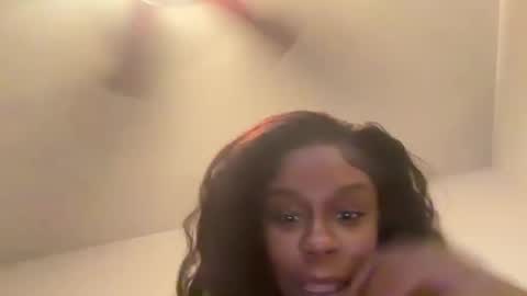 missjuicyfee online show from July 3, 2026, 6:42 am