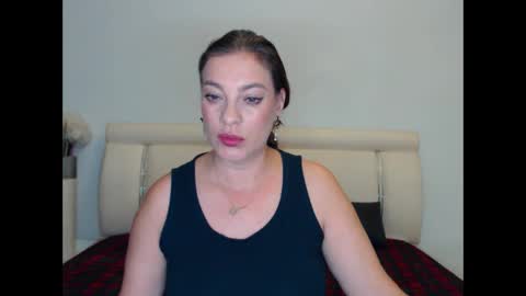 Khloe online show from November 9, 2025, 7:01 pm