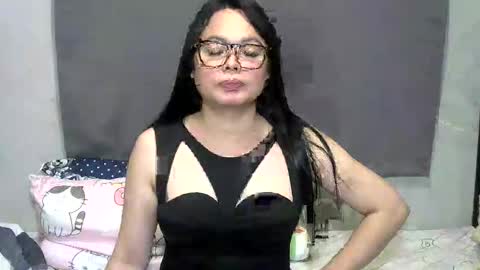 Snapshot of misskinkygoddess chatting on March 29, 2026, 4:40 pm Mistress Maxine Bigsurprise i have many idea online show from March 29, 2026, 4:40 pm