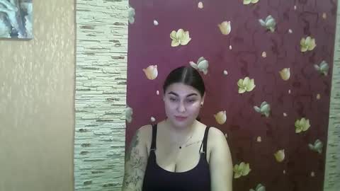 Lisa online show from February 4, 2025, 12:51 am