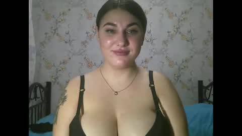 Lisa online show from March 6, 2025, 8:59 pm