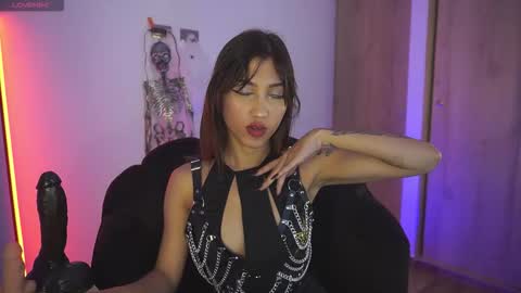 Snapshot of misskorrah chatting on October 25, 2025, 8:03 pm janedoe online show from October 25, 2025, 8:03 pm