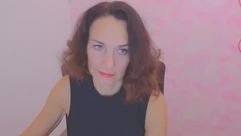 Snapshot of misskristyyy chatting on November 4, 2025, 12:15 pm Christina online show from November 4, 2025, 12:15 pm