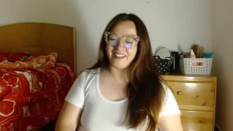 eva   online show from March 12, 2025, 2:20 am