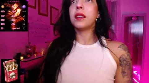 Snapshot of misslana_wn chatting on October 10, 2025, 4:11 am LanaLul online show from October 10, 2025, 4:11 am