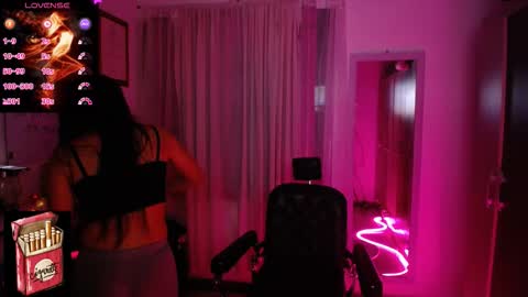 Snapshot of misslana_wn chatting on October 20, 2025, 4:13 am LanaLul online show from October 20, 2025, 4:13 am