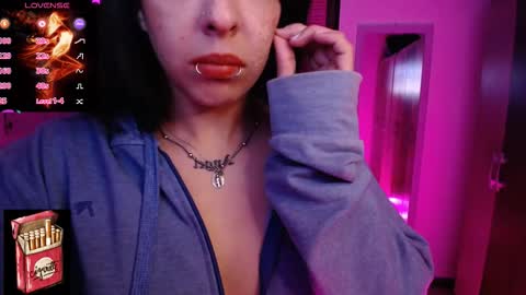 Snapshot of misslana_wn chatting on November 5, 2025, 3:06 am LanaLul online show from November 5, 2025, 3:06 am