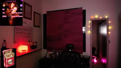 Snapshot of misslana_wn chatting on November 16, 2025, 5:57 am LanaLul online show from November 16, 2025, 5:57 am