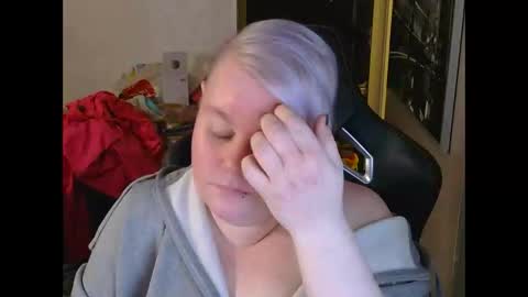 misslj90 online show from April 20, 2026, 7:04 pm