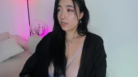 Snapshot of missloise chatting on July 11, 2026, 2:14 am Miss Loise online show from July 11, 2026, 2:14 am