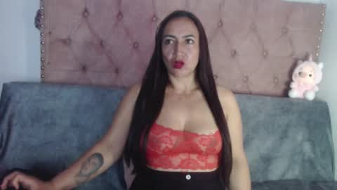 luccy online show from September 21, 2025, 7:37 pm