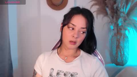 missmariana_ online show from November 9, 2025, 12:09 am