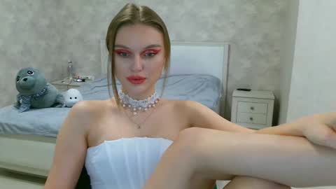 OneGoddess online show from January 12, 2025, 7:21 pm